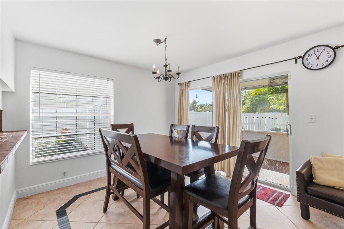 11140 Southwest 11th Place Davie, FL 33324 - Photo 6 of 37 08-8I8A0852