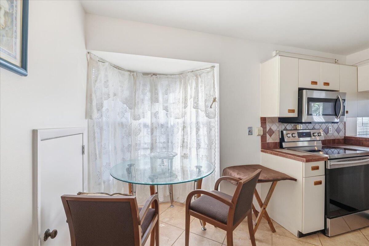 11140 Southwest 11th Place Davie, FL 33324 - Photo 8 of 37 11-8I8A0857