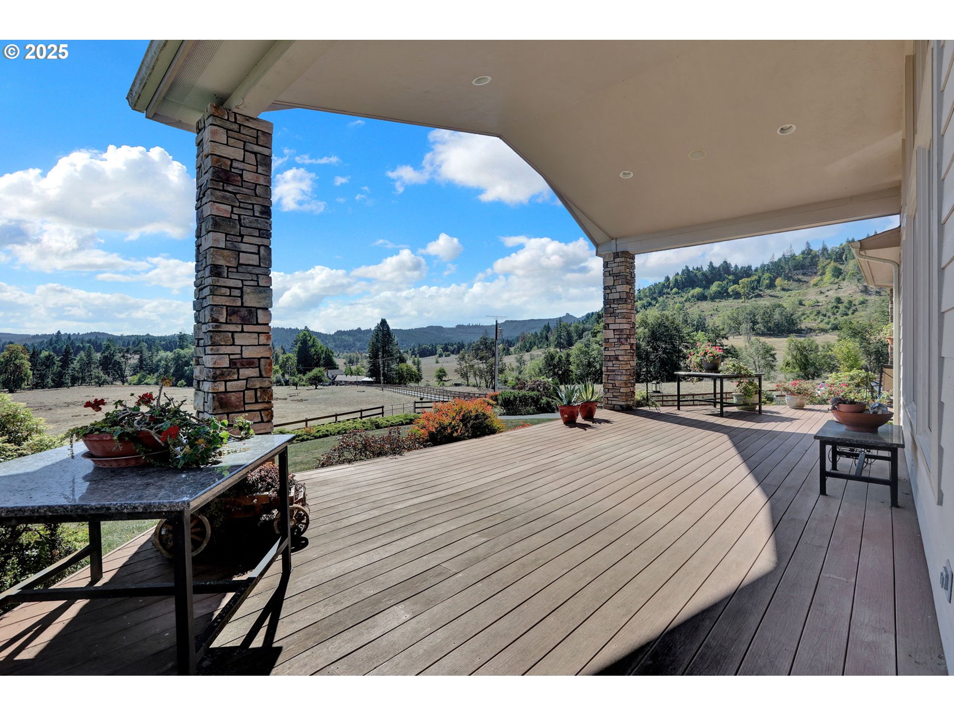 485 Andrews Road Yoncalla, OR 97499 - Photo 9 of 46 a outdoor view with sitting space