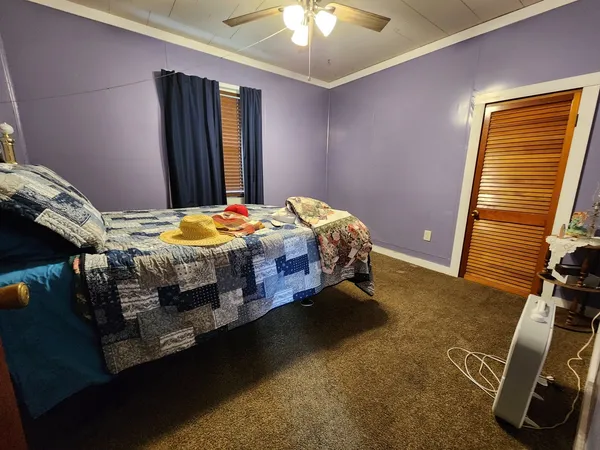 $64,900 | 202 Lincoln Street, Karnak, IL 62956