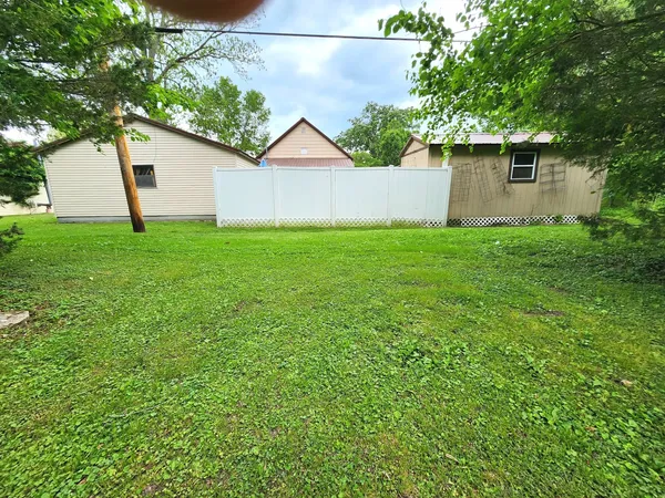 $64,900 | 202 Lincoln Street, Karnak, IL 62956