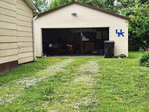 $64,900 | 202 Lincoln Street, Karnak, IL 62956
