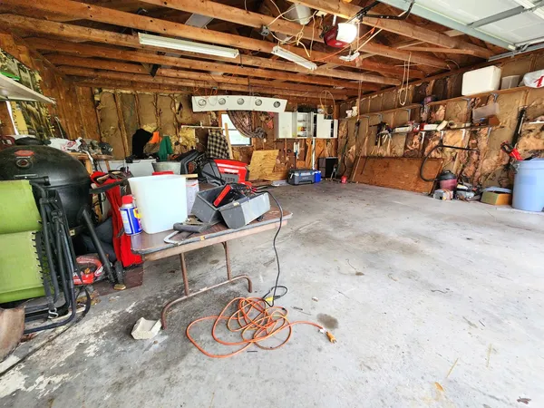 $64,900 | 202 Lincoln Street, Karnak, IL 62956