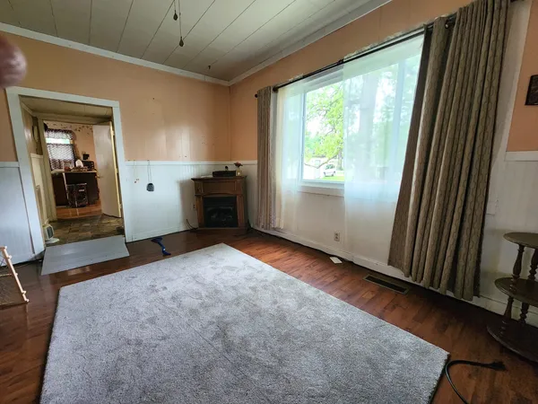 $64,900 | 202 Lincoln Street, Karnak, IL 62956