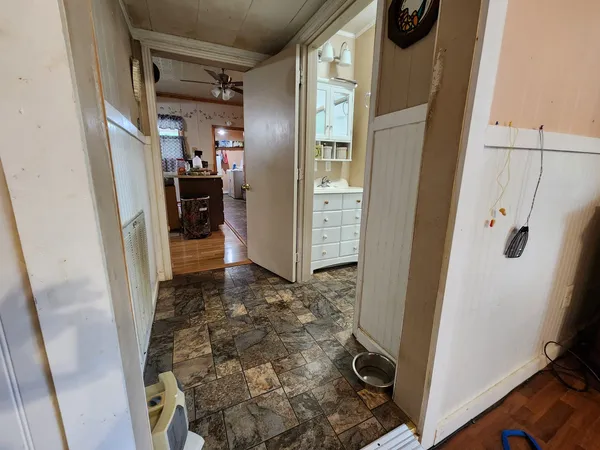 $64,900 | 202 Lincoln Street, Karnak, IL 62956