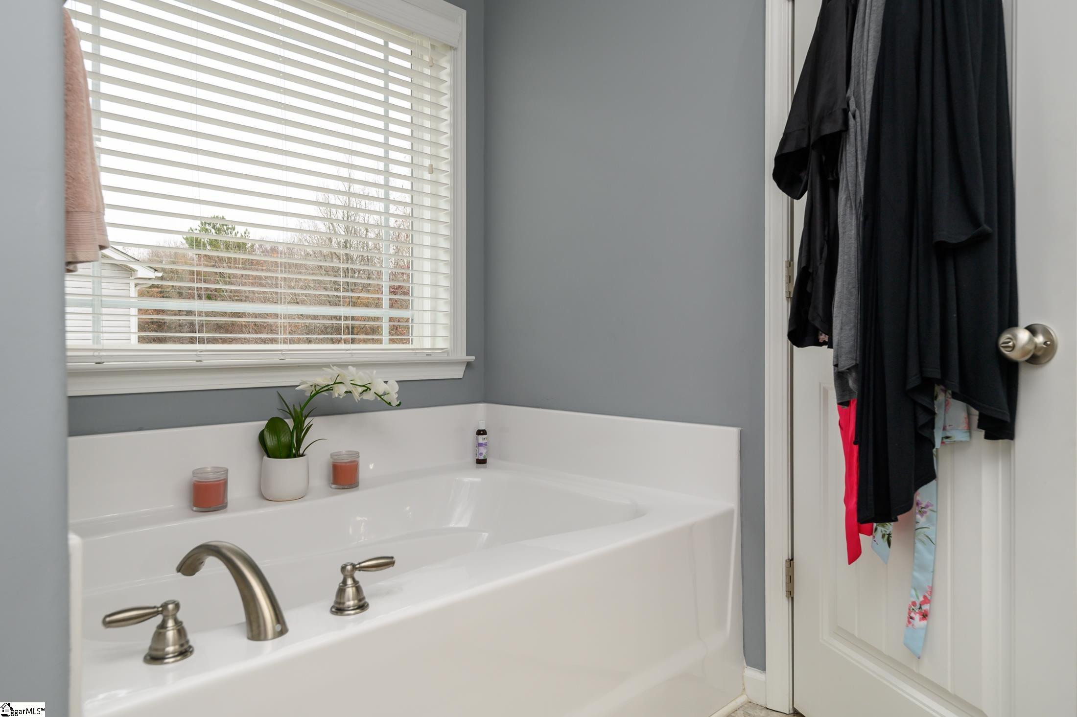509 Hipps Road Simpsonville, SC 29680 - Photo 13 of 22