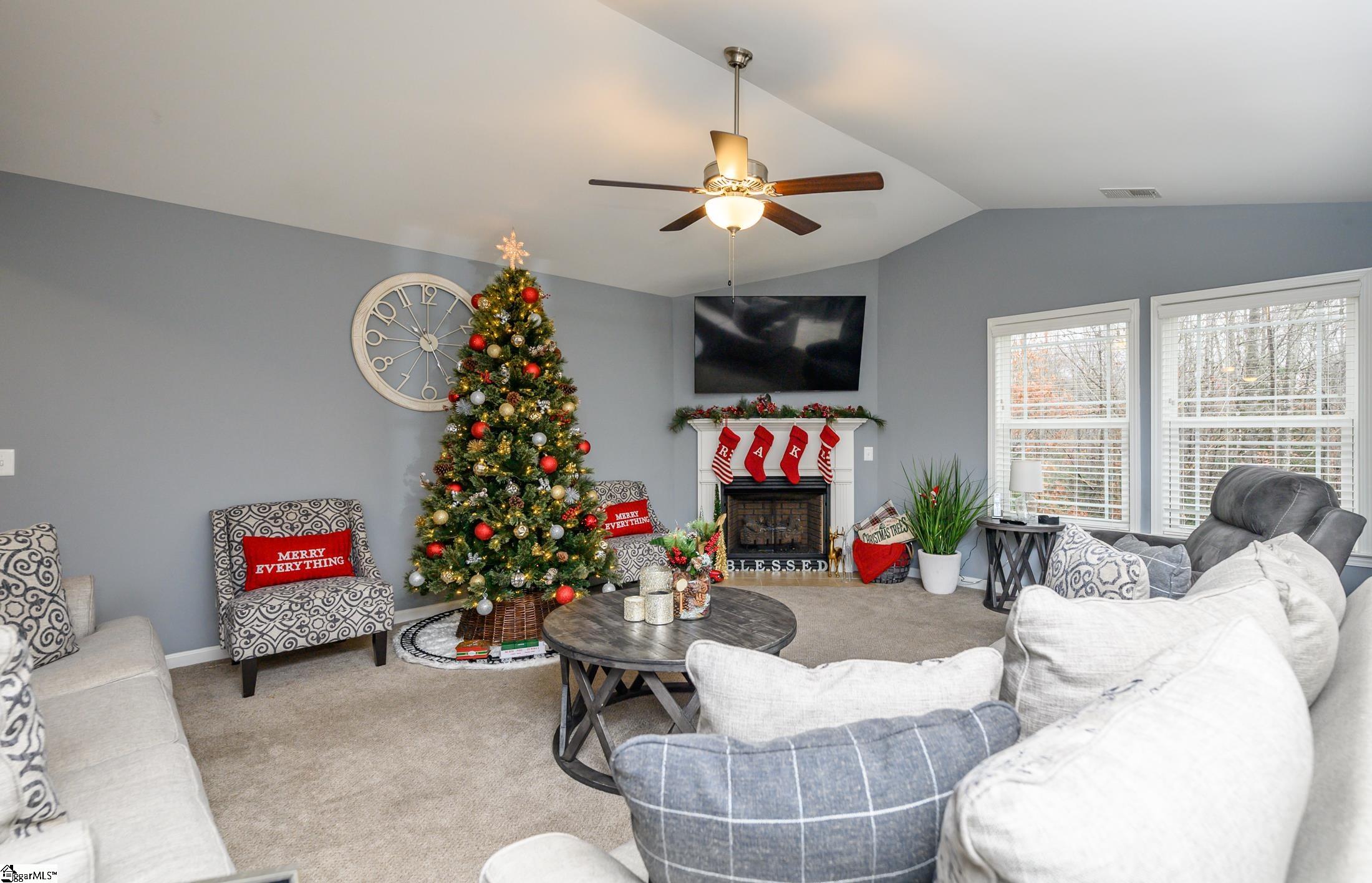 509 Hipps Road Simpsonville, SC 29680 - Photo 3 of 22