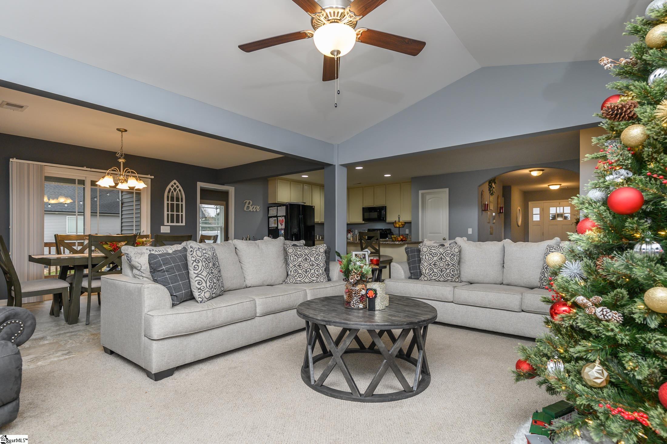 509 Hipps Road Simpsonville, SC 29680 - Photo 4 of 22