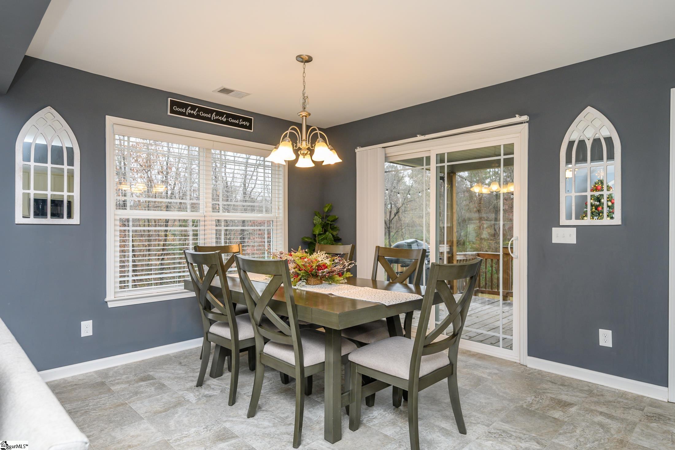 509 Hipps Road Simpsonville, SC 29680 - Photo 5 of 22