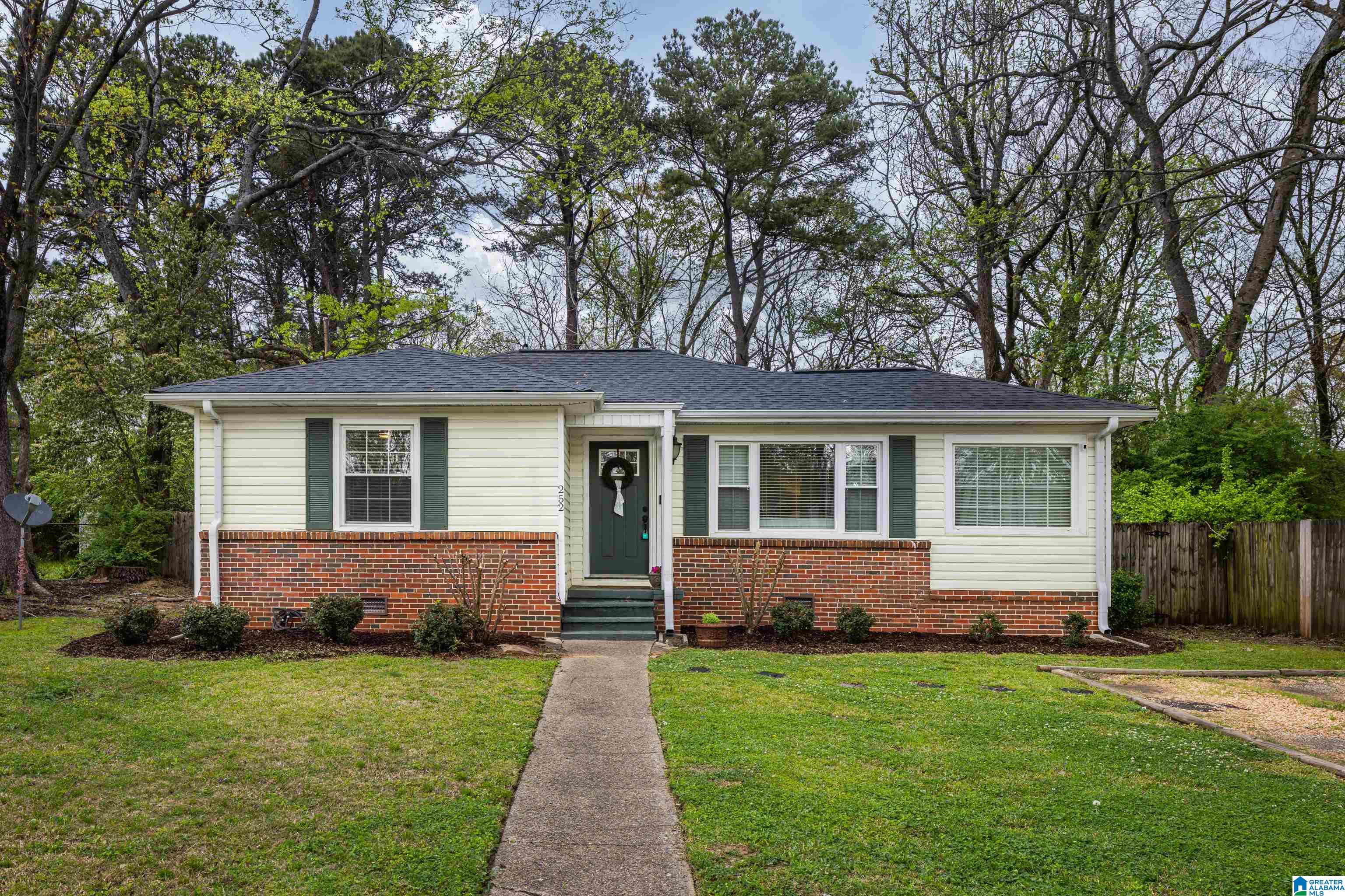 252 Kent Lane Birmingham, AL 35209 - Photo 1 of 37