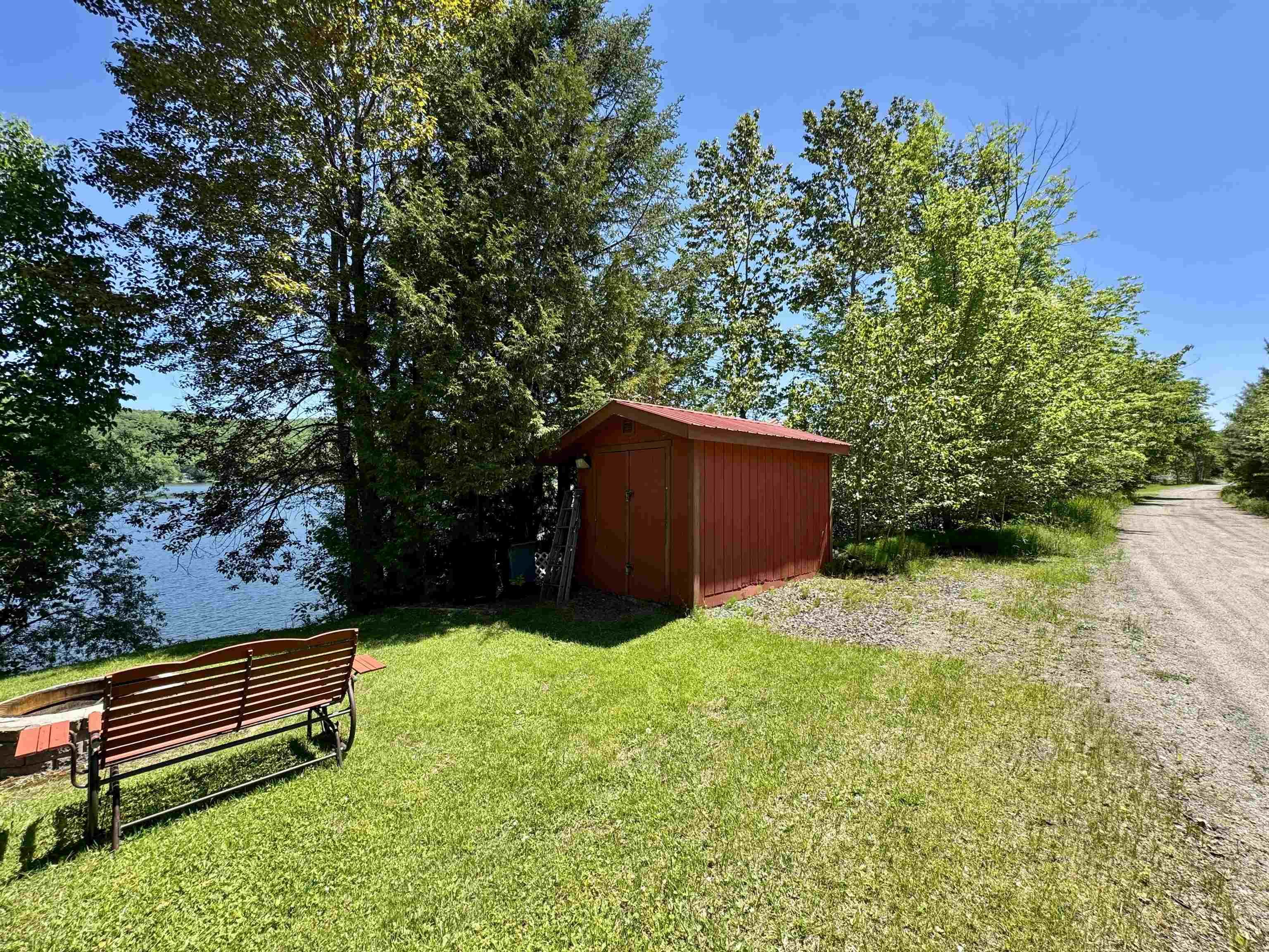 140 Lakeside Lane Barton, VT 05822 - Photo 27 of 29