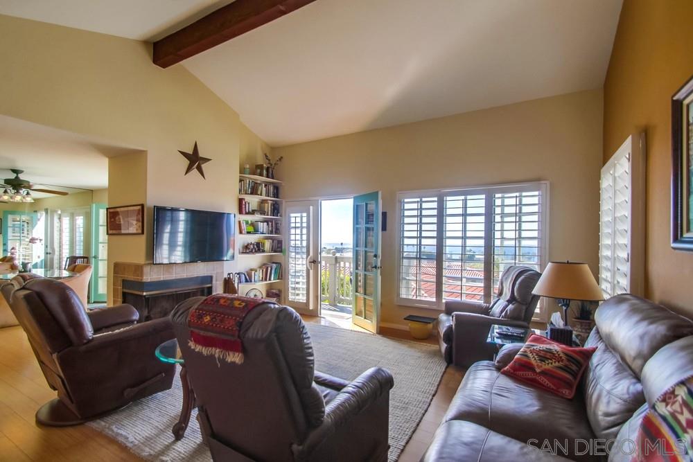 348 Paseo Pacifica Encinitas, CA 92024 - Photo 4 of 25