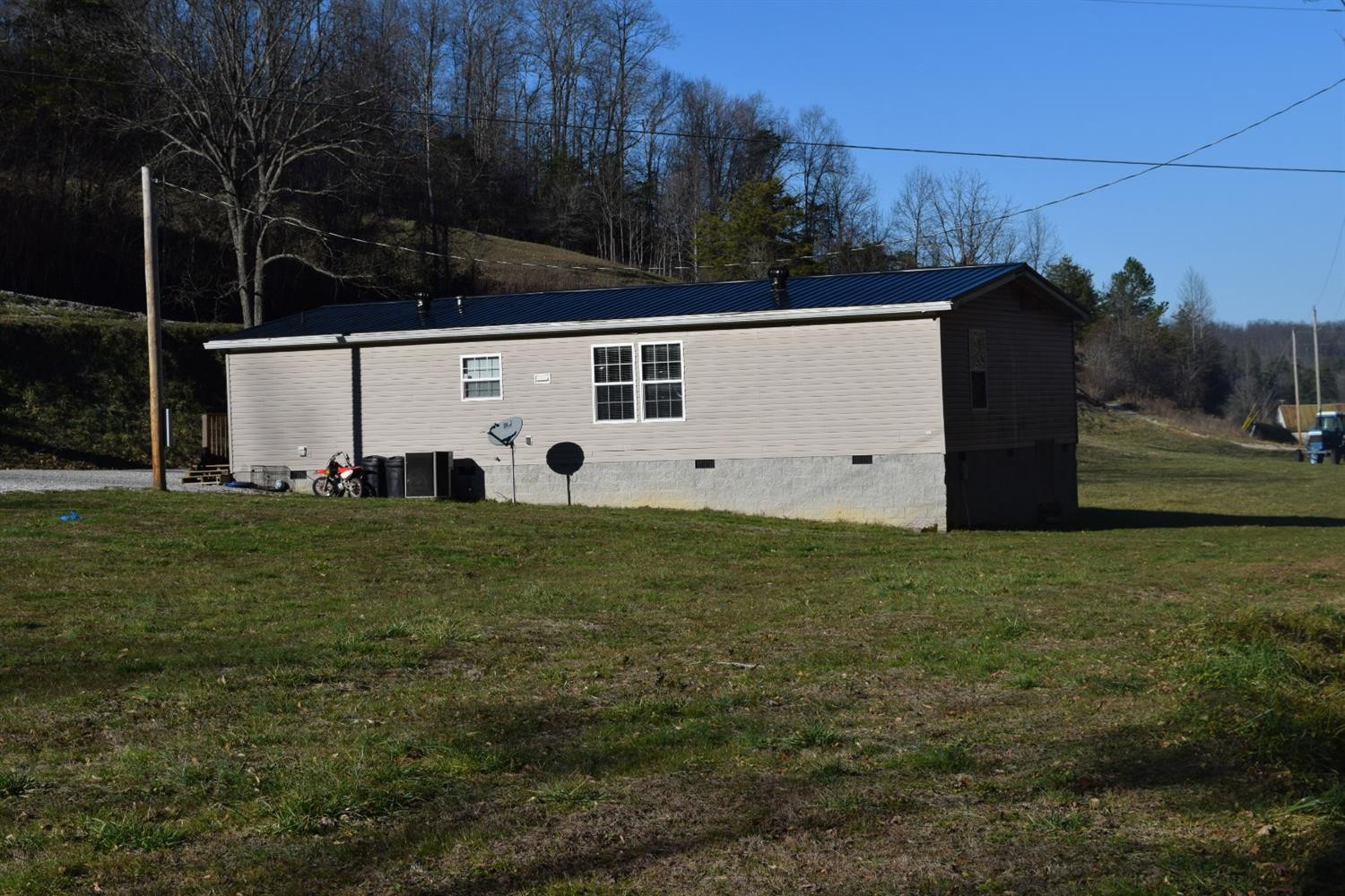2049 Centerville Road West Liberty, KY 41472 - Photo 10 of 48 Photo 10