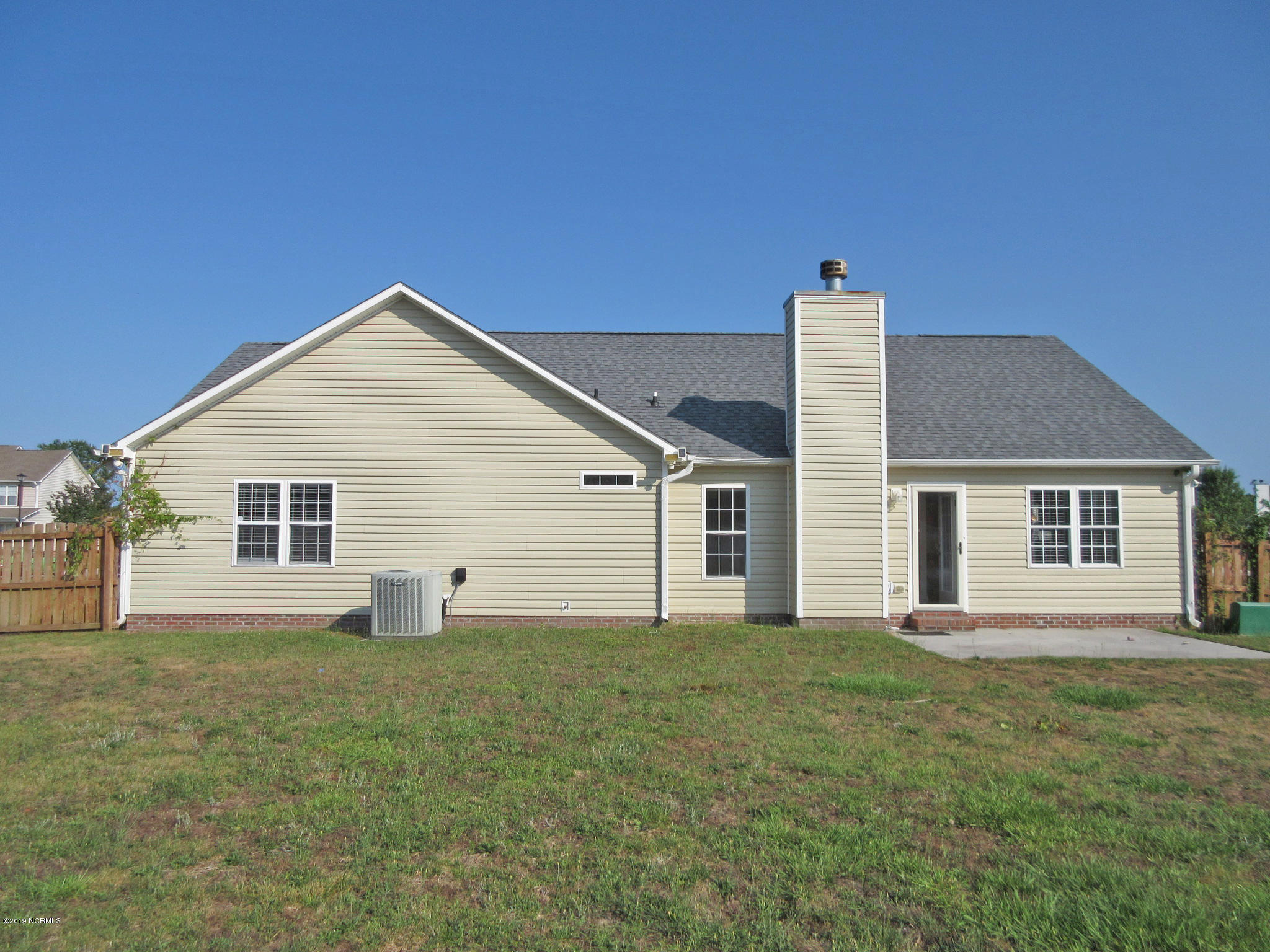 312 Trappers Road Hubert, NC 28539 - Photo 16 of 17 312 Trappers Rd - back