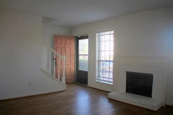 $1,475 | 5100 Allendale Road, Unit 207, Houston, TX 77017