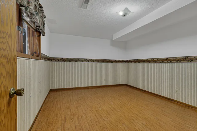 $269,900 | 1720 48th Avenue Northeast, Willmar, MN 56201