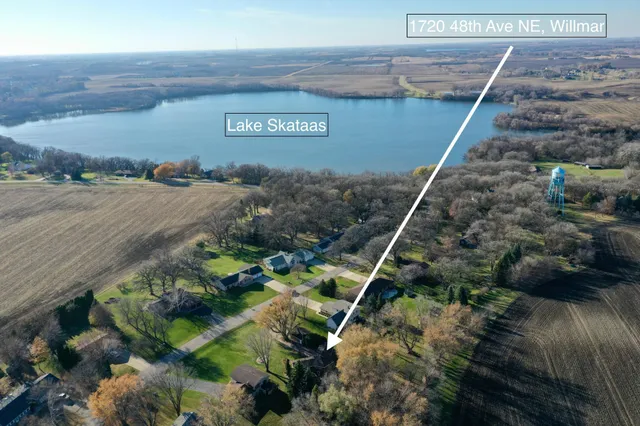 $269,900 | 1720 48th Avenue Northeast, Willmar, MN 56201