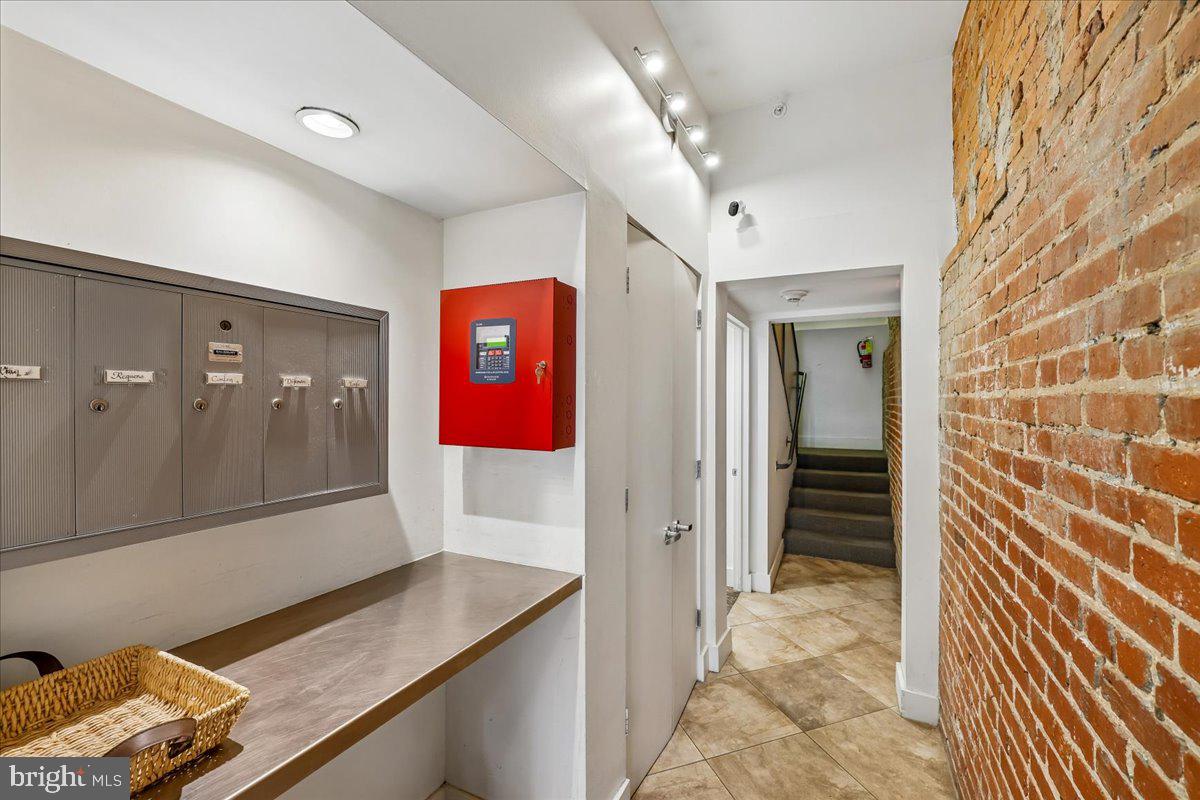 1819 Belmont Road Northwest, Unit 4 Washington, DC 20009 - Photo 37 of 67 Building Entry Foyer