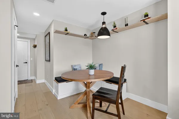 $2,400 | 919 12th Street Northeast, Unit 305, Washington, DC 20002