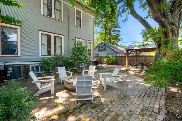 $675,000 | 256 East 1st Avenue, Chico, CA 95926