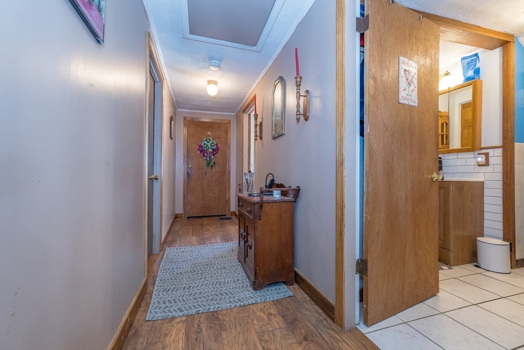 11 Fuller Road Billerica, MA 01821 - Photo 14 of 16 Gallery Image 14