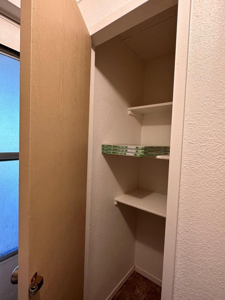 39678 Fresno Flats Road, Unit 39 Oakhurst, CA 93644 - Photo 16 of 34 a view of utility room