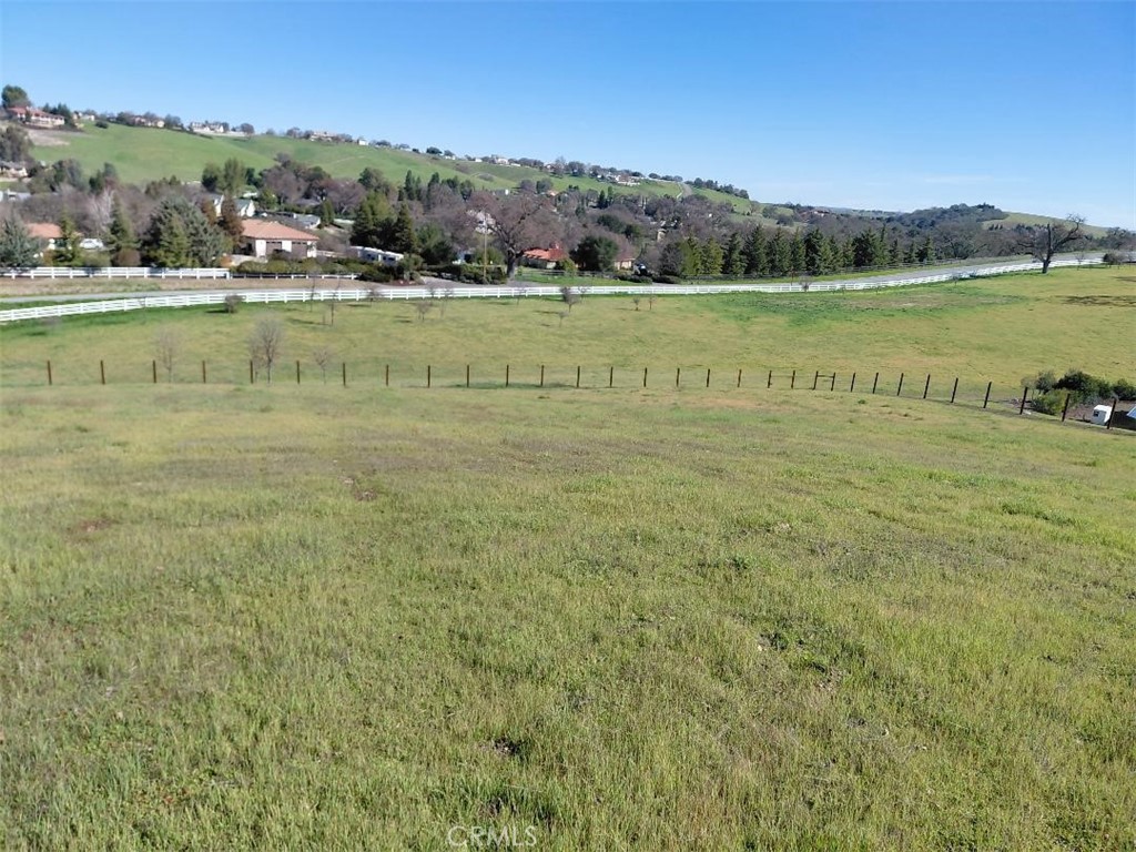 1920 Fire Rock Loop Templeton, CA 93465 - Photo 11 of 20 South River Road.