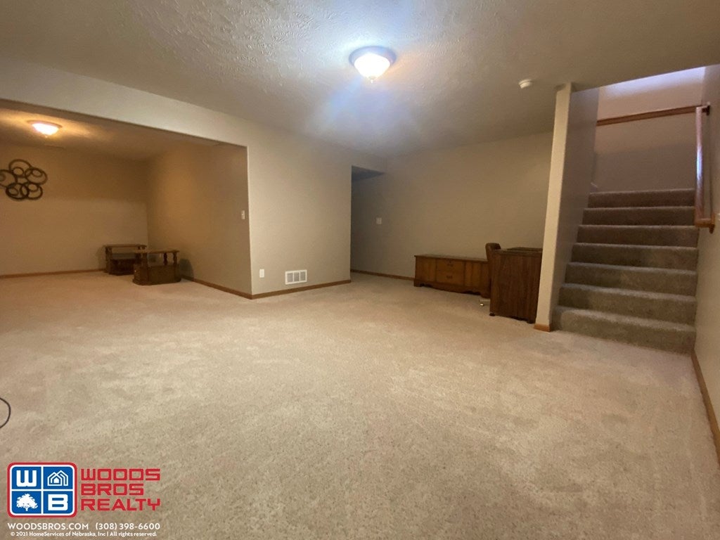 332 Redwood Road Grand Island, NE 68803 - Photo 17 of 26 Gallery Image 17