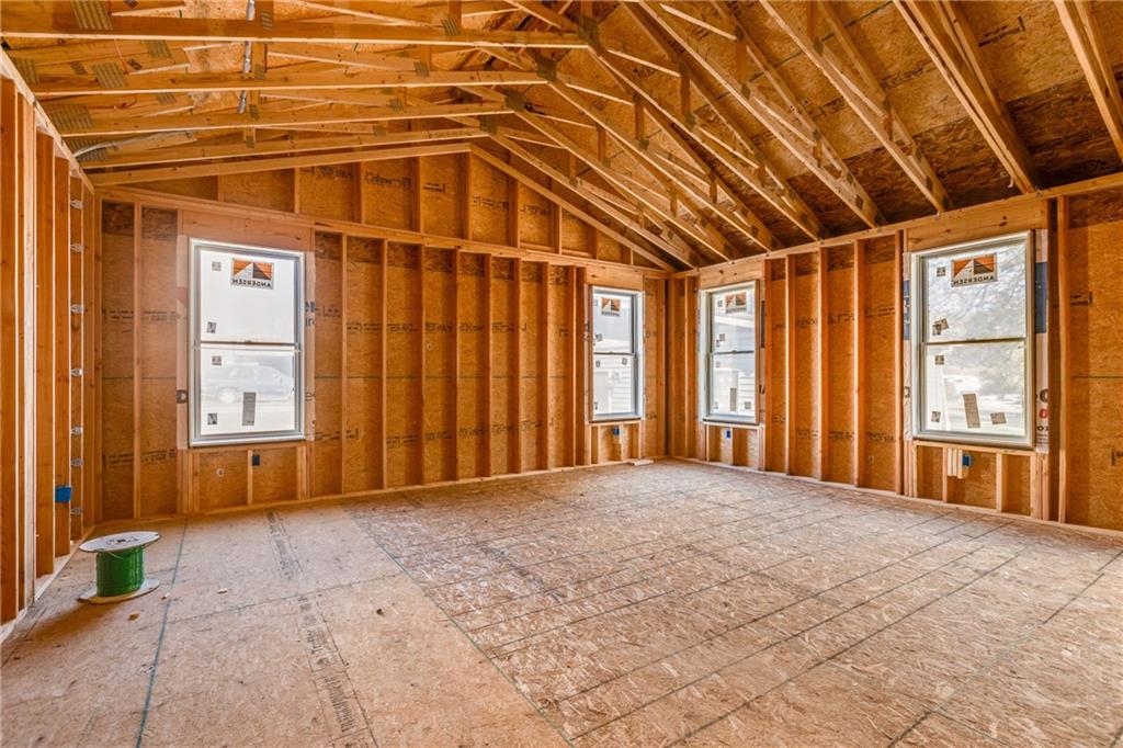 155 Edgewood Street Aliquippa, PA 15001 - Photo 31 of 45 a view of a porch