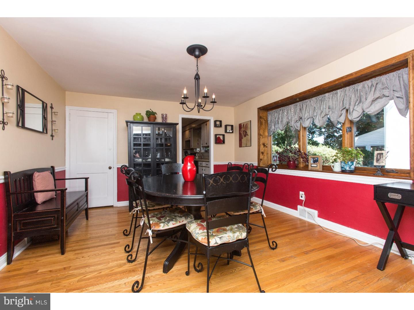 444 Prospect Road Springfield, PA 19064 - Photo 5 of 25 Dining Room