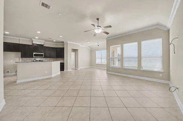 $2,400 | 1523 Bluestone Edge Lane, Pearland, TX 77089