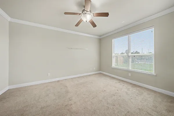 $2,400 | 1523 Bluestone Edge Lane, Pearland, TX 77089