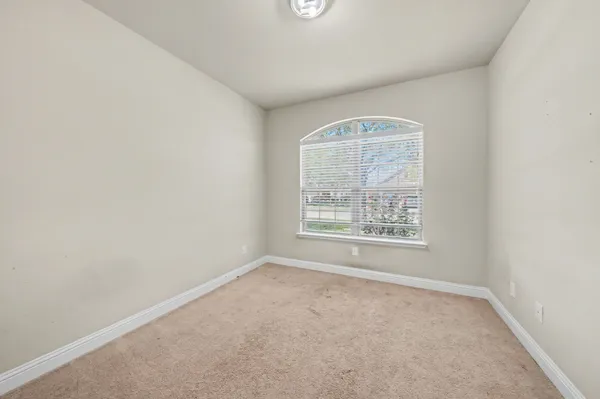 $2,400 | 1523 Bluestone Edge Lane, Pearland, TX 77089