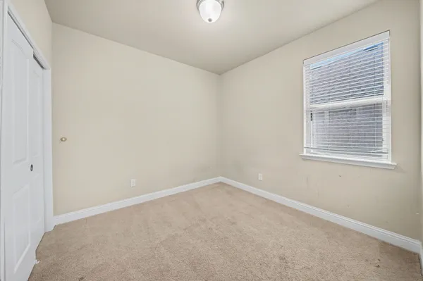 $2,400 | 1523 Bluestone Edge Lane, Pearland, TX 77089