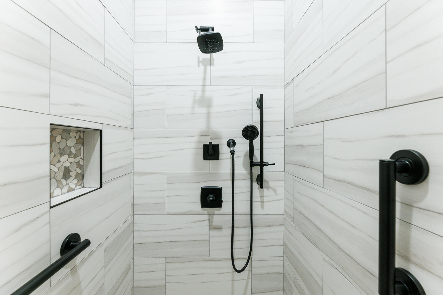 5310 112th Street Lubbock, TX 79424 - Photo 18 of 36 a bathroom with a shower