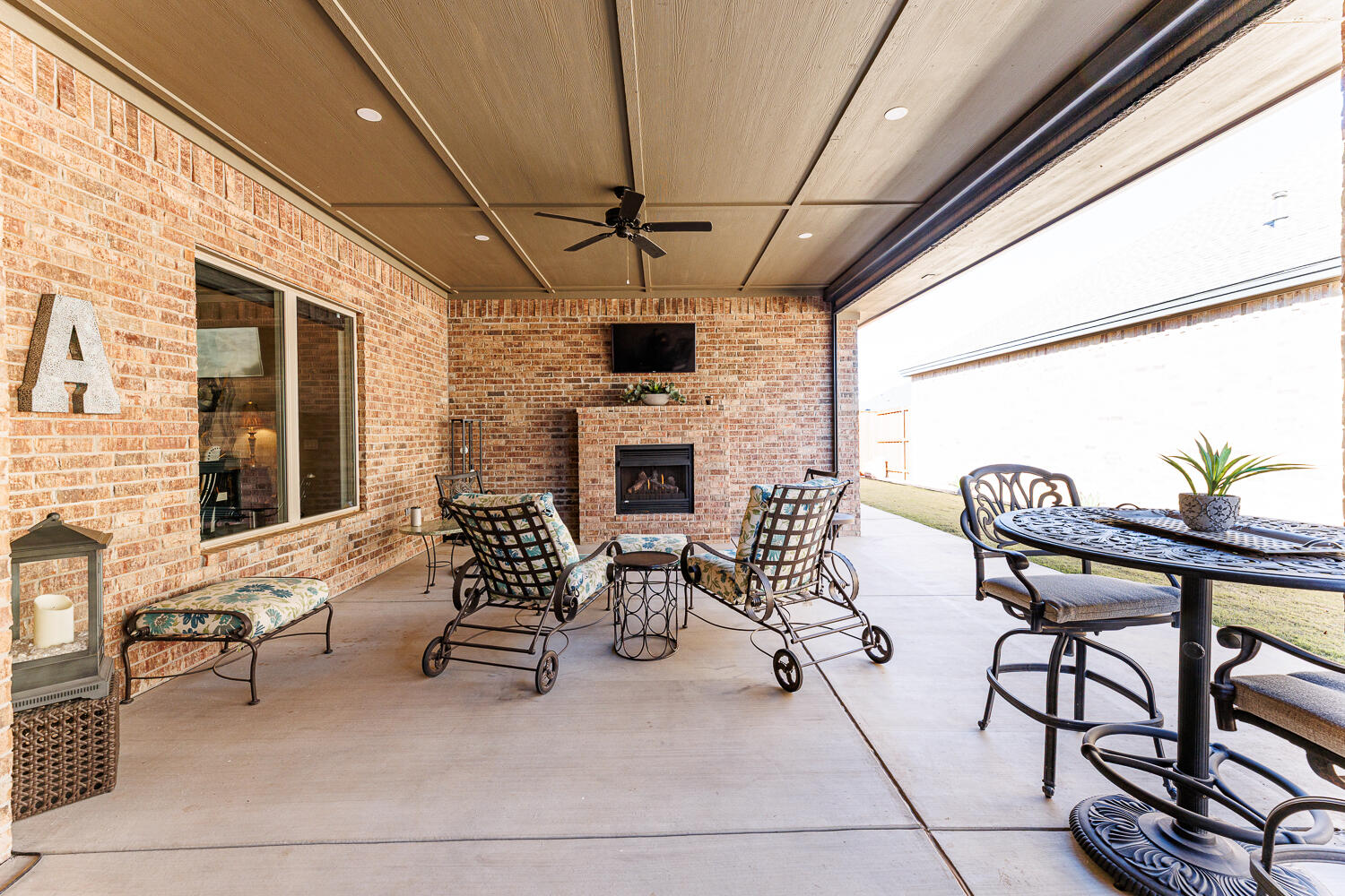 5310 112th Street Lubbock, TX 79424 - Photo 32 of 36 a building outdoor space with patio furniture and potted plants