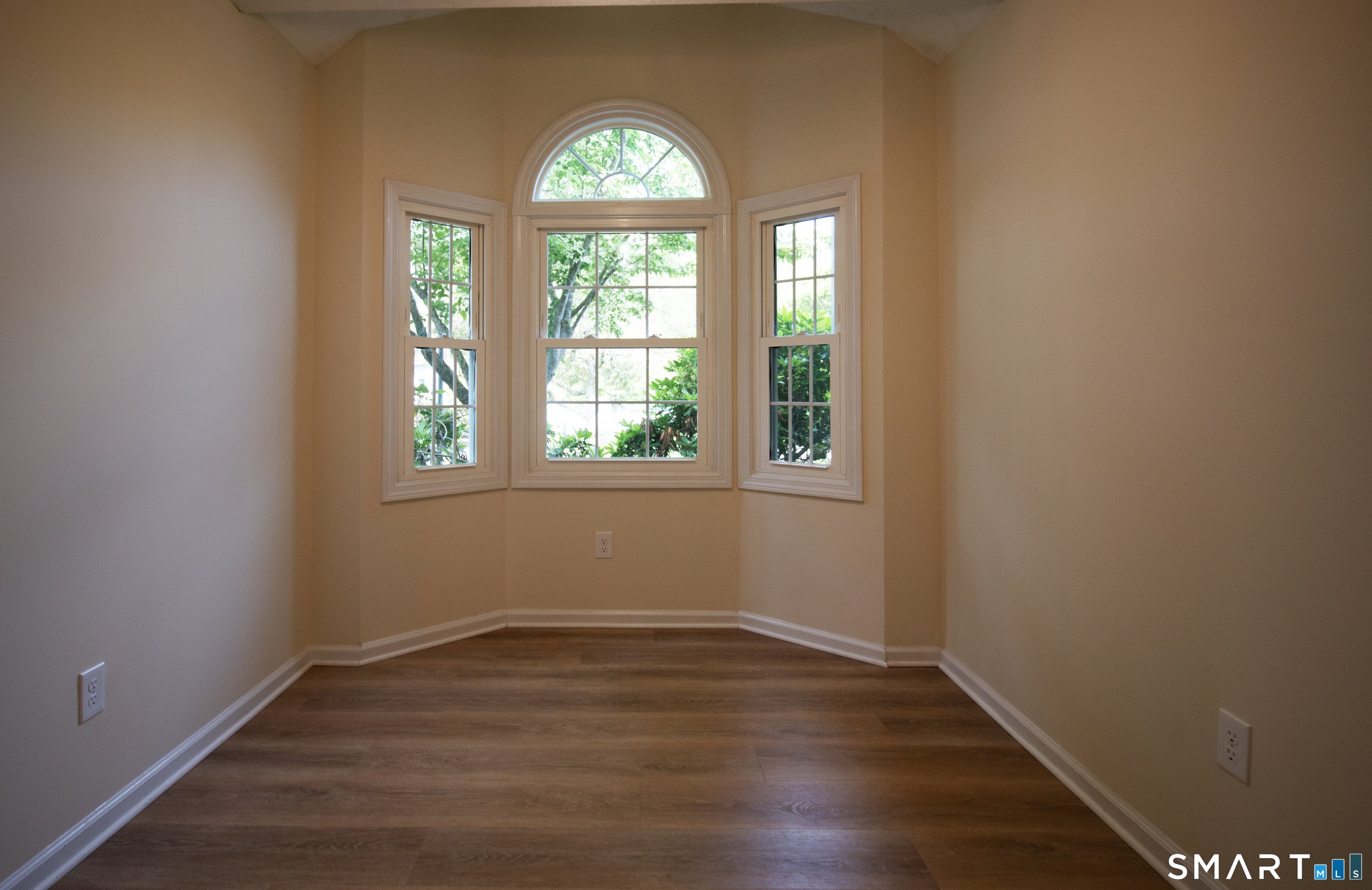 378 Meridian St Extension, Unit 28 Groton, CT 06340 - Photo 8 of 21 Gallery Image 8