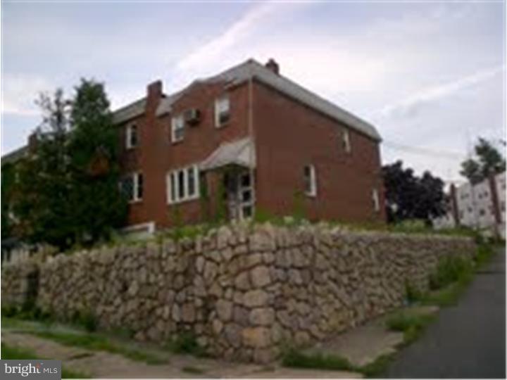 1367 Powell Road Brookhaven, PA 19015 - Photo 3 of 3
