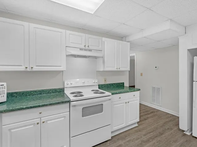 $1,200 | 63 B Sentry Oak Court, Unit 65, Stockbridge, GA 30281