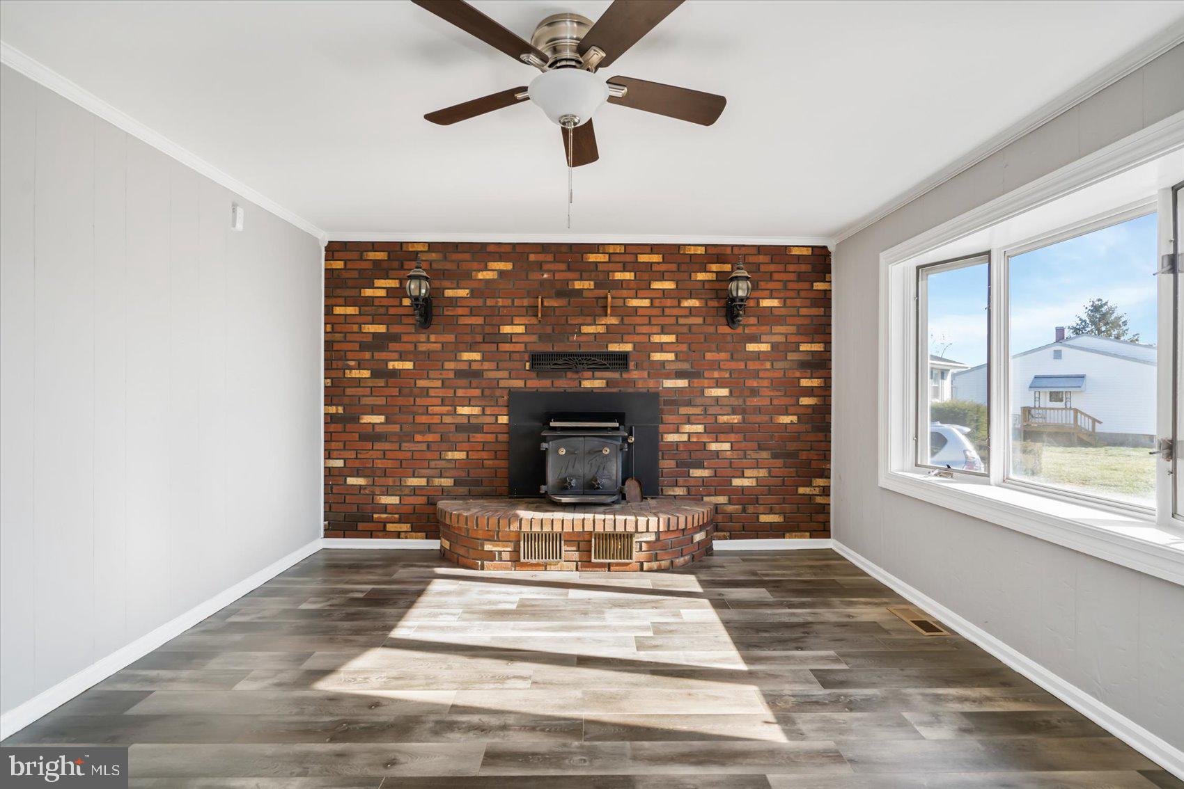 9205 Santa Rita Road Baltimore, MD 21236 - Photo 6 of 55
