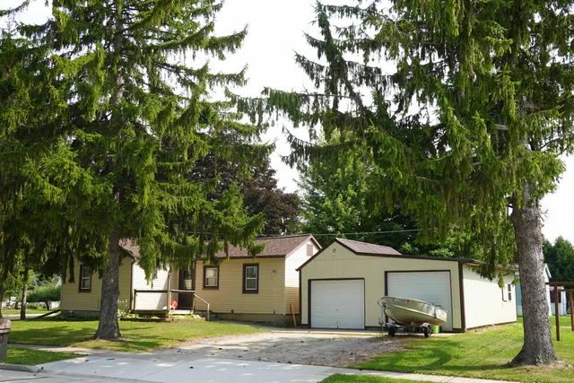 $279,900 | 231 Woodland Drive, Waupun, WI 53963