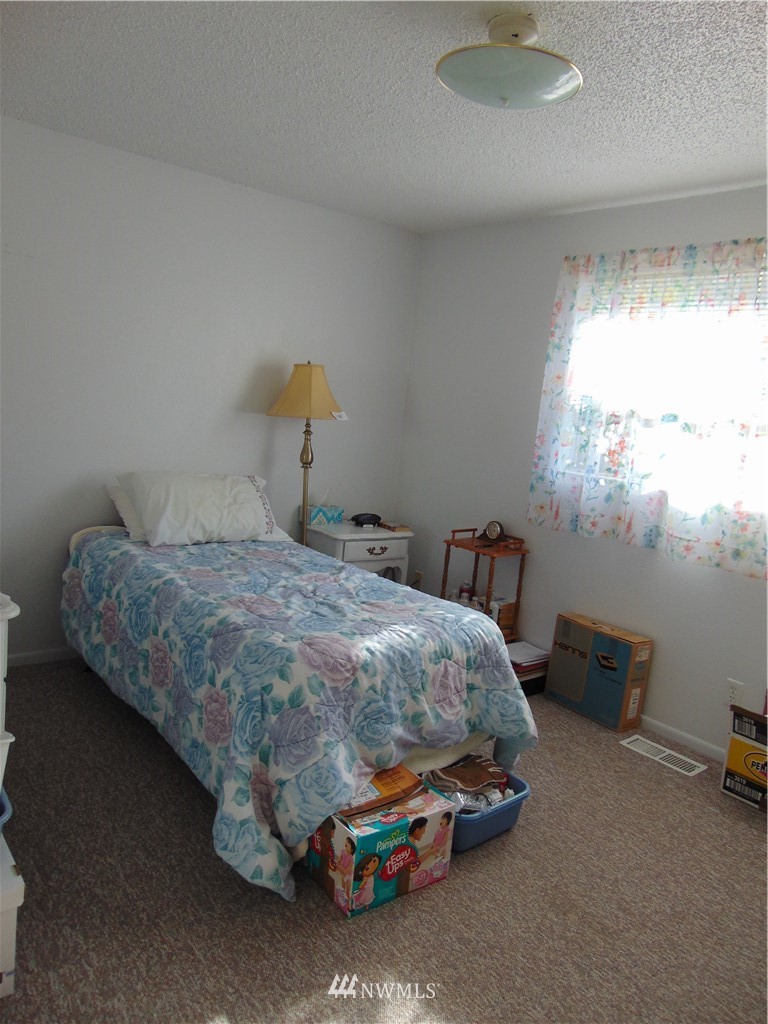 1491 Lidstrom Road East Port Orchard, WA 98366 - Photo 14 of 23 Gallery Image 14