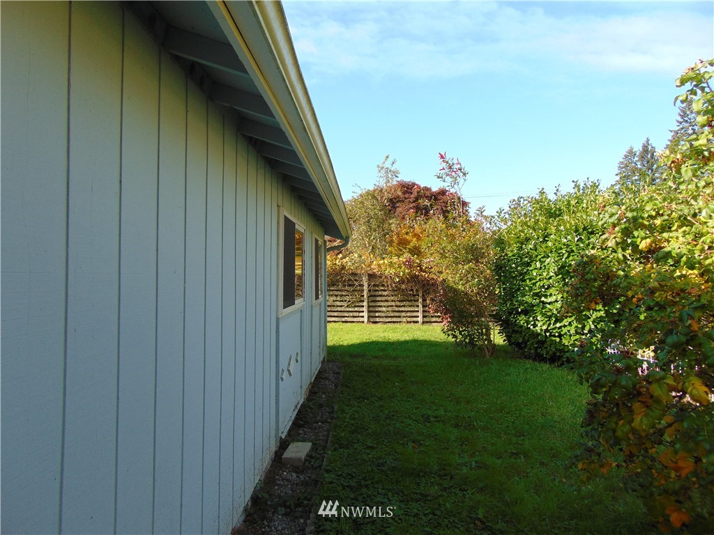 1491 Lidstrom Road East Port Orchard, WA 98366 - Photo 18 of 23 Gallery Image 18
