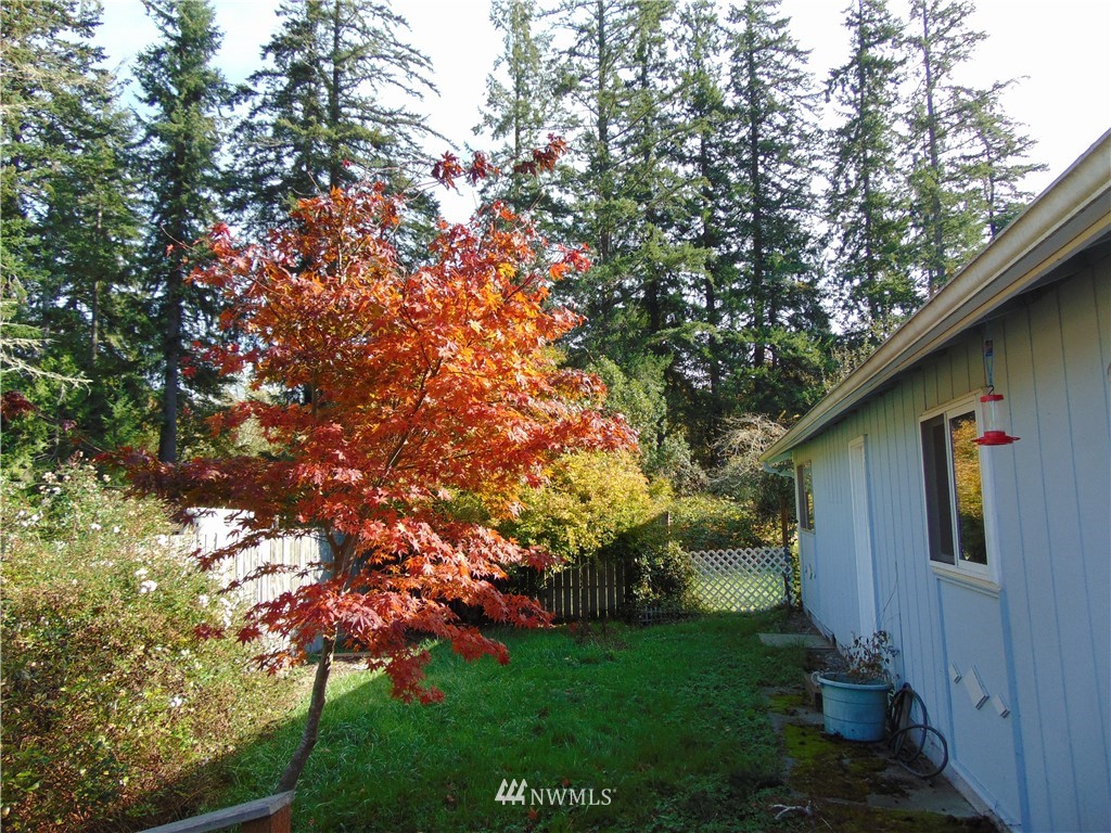 1491 Lidstrom Road East Port Orchard, WA 98366 - Photo 19 of 23 Gallery Image 19