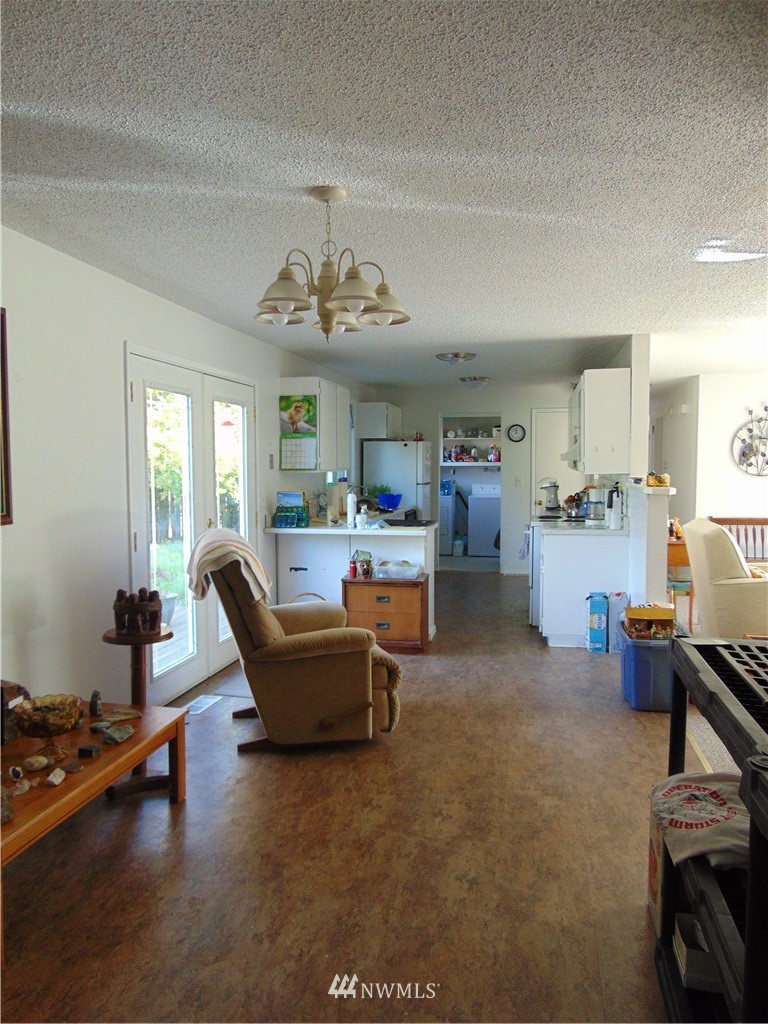 1491 Lidstrom Road East Port Orchard, WA 98366 - Photo 7 of 23 Gallery Image 7