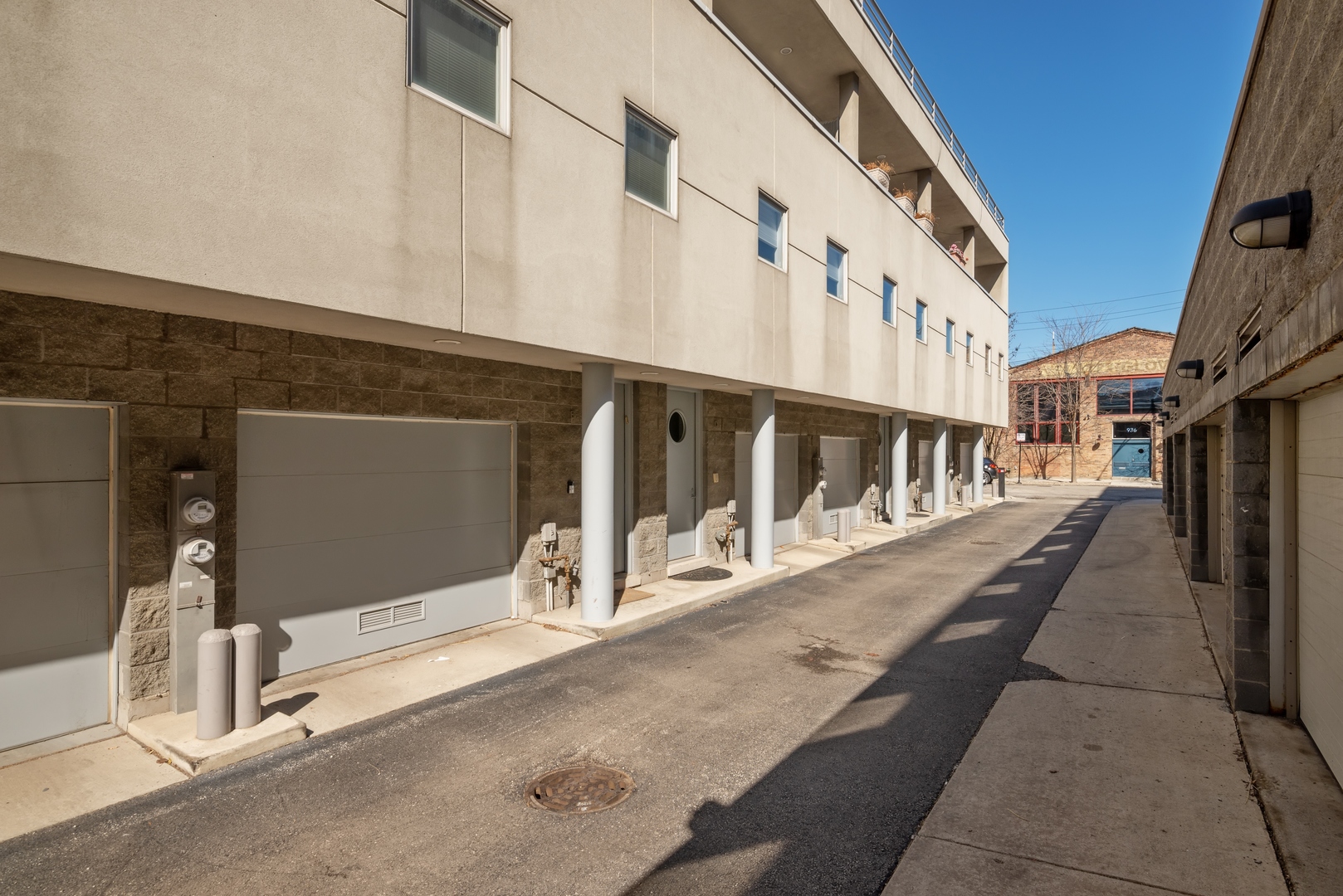 943 West Huron Street, Unit E Chicago, IL 60642 - Photo 11 of 12 a view of a building with a street