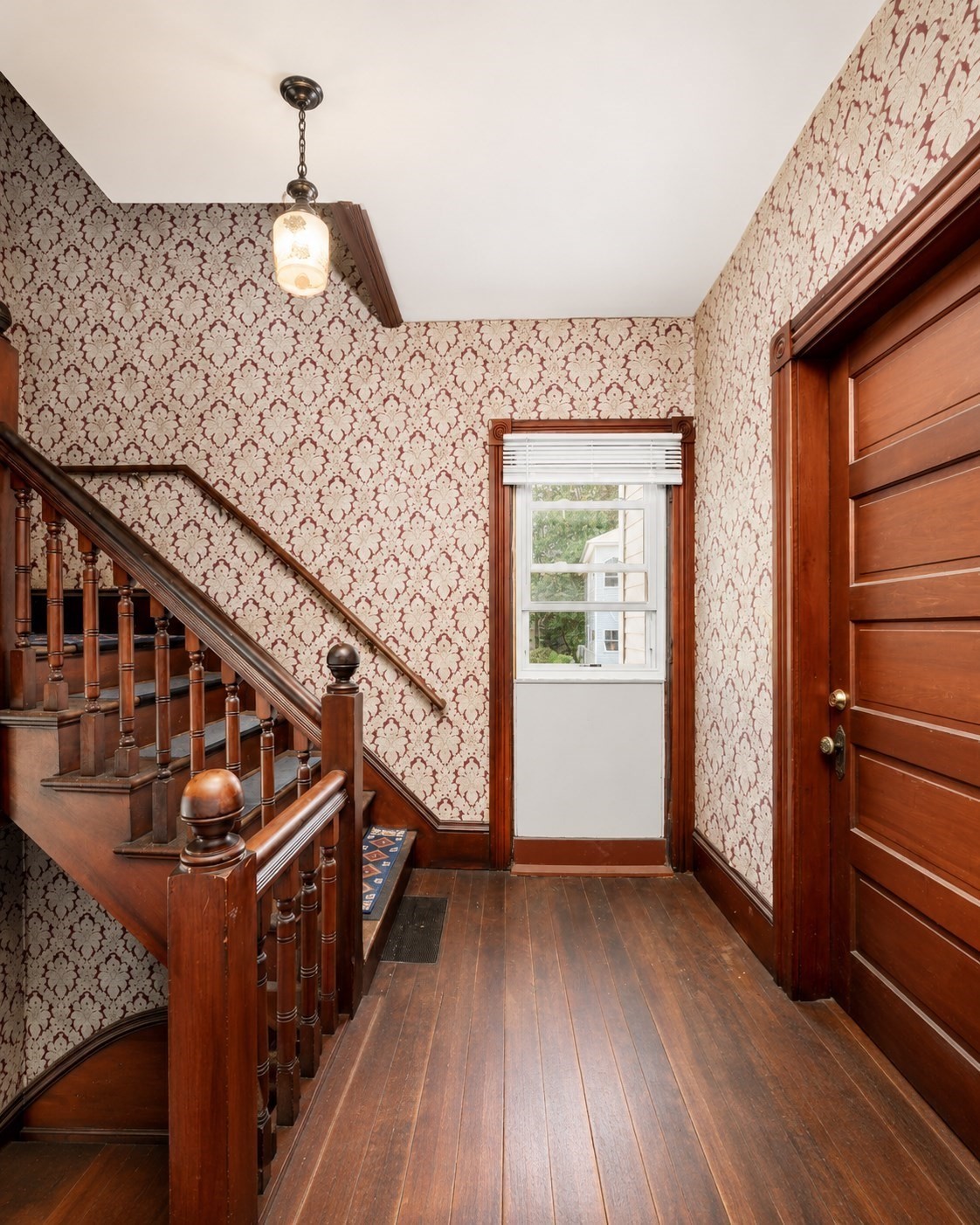 60 Esther Street, Unit 2 Worcester, MA 01607 - Photo 2 of 19 Gallery Image 2