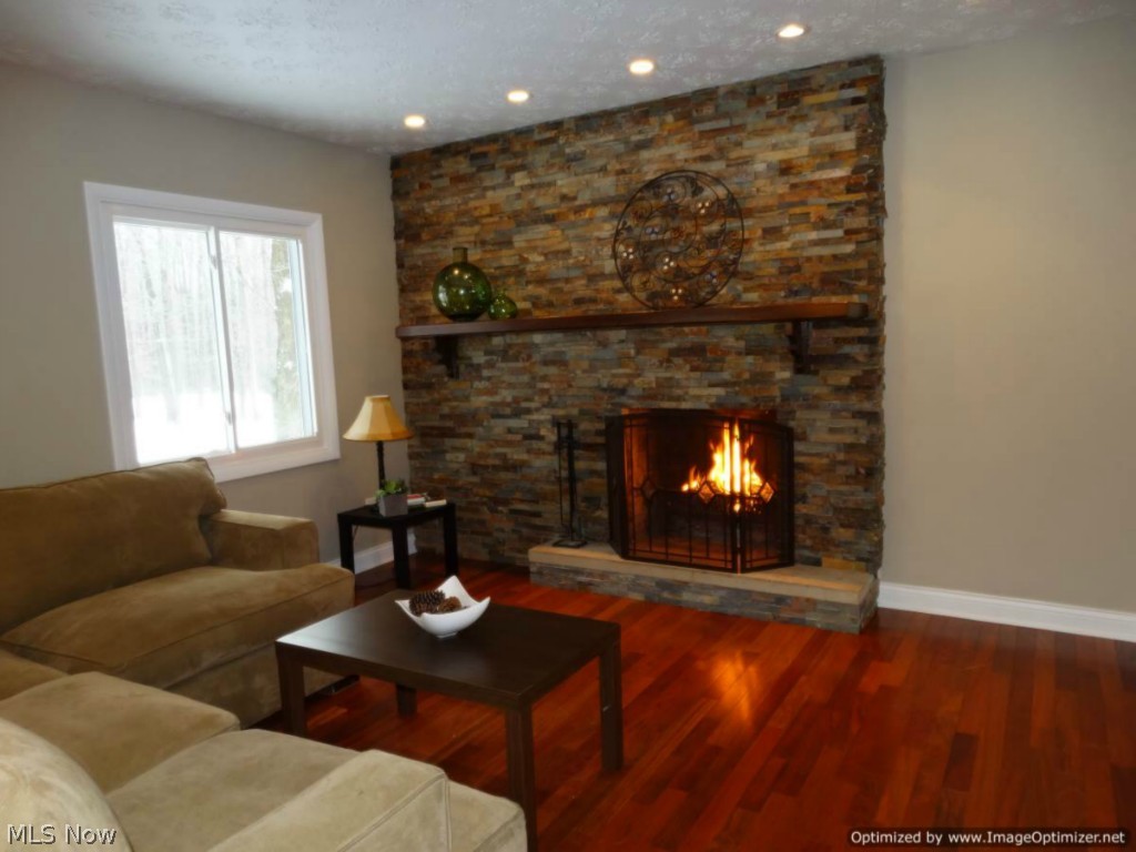 6466 Indian Point Road Painesville, OH 44077 - Photo 12 of 25 Gallery Image 12