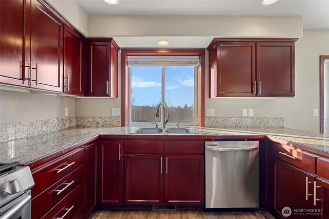 $650,000 | 28612 75th Drive Northwest, Stanwood, WA 98292