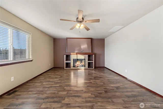 $650,000 | 28612 75th Drive Northwest, Stanwood, WA 98292